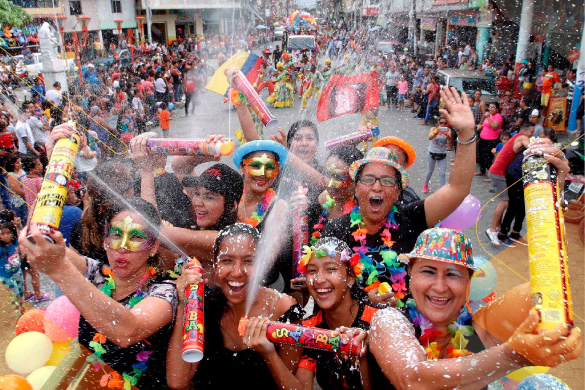 ecuador-carnaval-holidays-culture-identity
